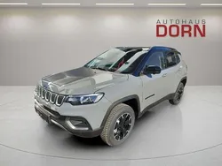 Grau Gebraucht 2023 Jeep Compass SUV | 35.990 € (Teuer)