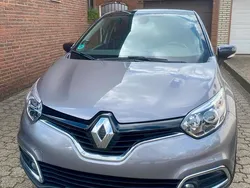 Grau Gebraucht 2016 Renault Captur Intens SUV | 8.950 € (Fairer Preis)