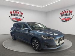 Blau Gebraucht 2022 Ford Focus Titanium X Kombi | 18.700 € (Superpreis)
