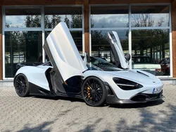 Weiß Gebraucht 2021 McLaren 720S Cabrio | 249.990 € (Superpreis)