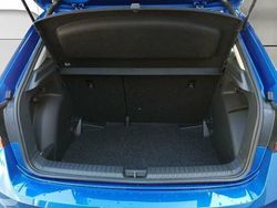 Andere farbe Gebraucht 2023 Skoda Fabia Style Kleinwagen | 18.990 € (Fairer Preis)