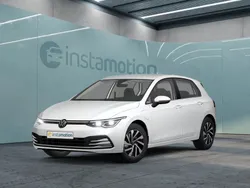 Weiß Gebraucht 2022 VW Golf VIII Style Limousine | 25.050 € (Fairer Preis)