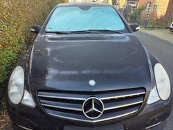 Schwarz Gebraucht 2011 Mercedes R350 Van / Kleinbus | 7.800 € (Etwas zu teuer)
