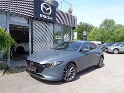 Grau Gebraucht 2021 Mazda 3 Selection Limousine | 17.990 € (Guter Preis)