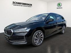 Onyxschwarz metallic Gebraucht 2024 Skoda Superb Kombi | 44.570 €