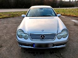 Gebraucht 2003 Mercedes C180 Coupé | 1.700 € (Fairer Preis)