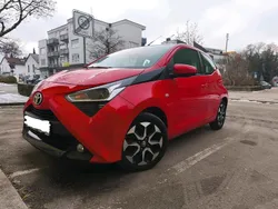 Rot Gebraucht 2019 Toyota Aygo Kleinwagen | 8.000 € (Etwas zu teuer)