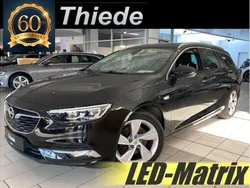 Onyx schwarz metallic Gebraucht 2018 Opel Insignia Kombi | 14.820 € (Superpreis)