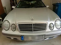 Grau Gebraucht 1999 Mercedes CLK200 Elegance Coupé | 3.700 € (Etwas zu teuer)