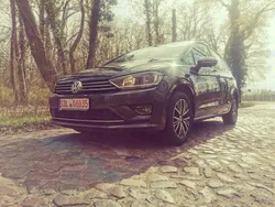 Schwarz Gebraucht 2016 VW Golf VII Allstar Limousine | 11.999 € (Fairer Preis)
