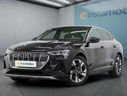 Schwarz Gebraucht 2022 Audi e-tron S-Line SUV | 32.699 € (Fairer Preis)