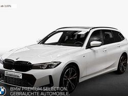 Mineralweiß metallic Gebraucht 2024 BMW 320 Performance Kombi | 39.990 € (Etwas zu teuer)