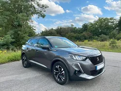 Grau Gebraucht 2020 Peugeot 2008 Allure SUV | 16.300 € (Fairer Preis)