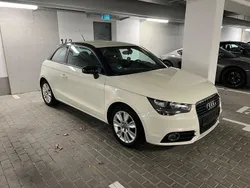 Weiß Gebraucht 2011 Audi A1 Ambition Kleinwagen | 6.950 € (Fairer Preis)