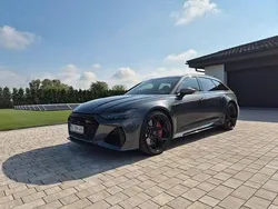 Grau Gebraucht 2023 Audi RS6 Performance Limousine | 126.000 € (Fairer Preis)