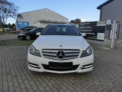 Weiß Gebraucht 2011 Mercedes C300 Kombi | 5.999 €
