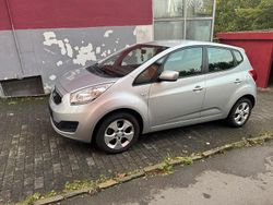 Silber Gebraucht 2013 Kia Venga 2 Kleinwagen | 9.500 € (Teuer)