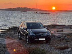 Schwarz Gebraucht 2009 Mercedes ML320 SUV | 13.900 €