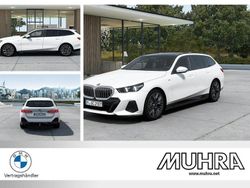 Mineralweiss Gebraucht 2025 BMW 520 M Sport Kombi | 48.840 € (Superpreis)