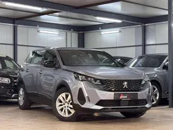Gris artense Gebraucht 2023 Peugeot 5008 Active Van / Kleinbus | 21.490 € (Fairer Preis)