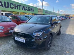 Schwarz Gebraucht 2025 Fiat 600 Limousine | 20.789 €