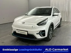 Weiss Gebraucht 2021 Kia e-Niro Spirit SUV | 26.489 € (Guter Preis)