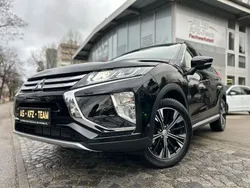 Schwarz Gebraucht 2018 Mitsubishi Eclipse Cross Top SUV | 19.600 € (Etwas zu teuer)