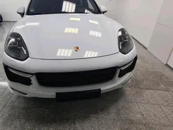 Weiß Gebraucht 2015 Porsche Cayenne GTS SUV | 33.000 € (Fairer Preis)