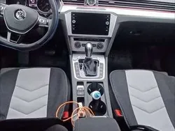 Grün Gebraucht 2018 VW Passat Highline Kombi | 22.950 € (Fairer Preis)