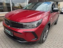 Rot Gebraucht 2024 Opel Grandland X SUV | 24.450 € (Fairer Preis)