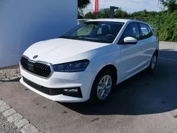 Moonweiß perleffekt Neu 2025 Skoda Fabia Limousine | 18.890 € (Guter Preis)