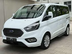 Frostweiß Gebraucht 2019 Ford Transit Tourneo Titanium Van / Kleinbus | 20.300 €