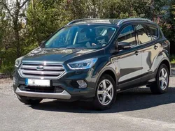 Grün Gebraucht 2018 Ford Kuga Titanium SUV | 14.499 € (Fairer Preis)