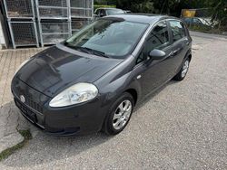 Grau Gebraucht 2009 Fiat Punto Kleinwagen | 3.500 € (Teuer)
