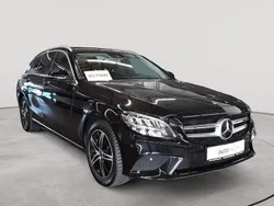 Schwarz Gebraucht 2020 Mercedes C300 Kombi | 27.690 € (Superpreis)