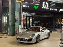 Porsche 911 Carrera 4S