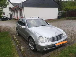 Silber Gebraucht 2001 Mercedes C180 Classic Kombi | 4.000 € (Teuer)