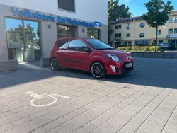 Rot Gebraucht 2009 Renault Twingo Kleinwagen | 2.499 € (Fairer Preis)