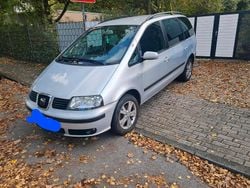 Silber Gebraucht 2004 Seat Alhambra Van / Kleinbus | 1.590 € (Guter Preis)