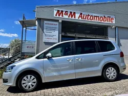 Silber Gebraucht 2015 VW Sharan Trendline Van / Kleinbus | 12.800 € (Etwas zu teuer)