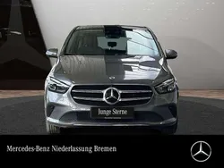 Mountain grau Gebraucht 2022 Mercedes B250e Style Van / Kleinbus | 28.890 € (Teuer)