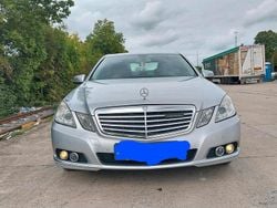 Silber Gebraucht 2009 Mercedes E220 Elegance Limousine | 8.300 € (Guter Preis)