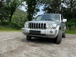 Silber Gebraucht 2010 Jeep Commander SUV | 9.999 €