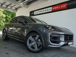 Quarzitgraumetallic Gebraucht 2023 Porsche Cayenne SUV | 110.880 € (Fairer Preis)