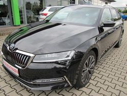 Schwarz Gebraucht 2023 Skoda Superb LAURIN & KLEMENT Kombi | 39.999 € (Fairer Preis)