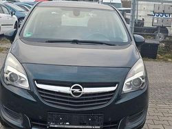 Grün Gebraucht 2014 Opel Meriva Edition Van / Kleinbus | 4.999 € (Fairer Preis)