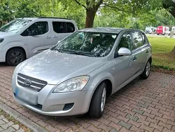Grau Gebraucht 2008 Kia Ceed | 1.300 € (Superpreis)