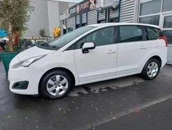 Weiß Gebraucht 2016 Peugeot 5008 Van / Kleinbus | 9.500 € (Etwas zu teuer)