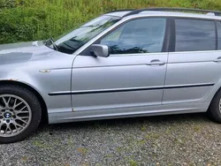 Silber Gebraucht 2003 BMW 320 Kombi | 2.000 € (Superpreis)