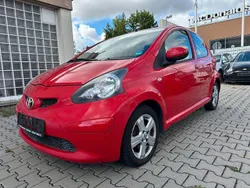 Rot Gebraucht 2006 Toyota Aygo City Kleinwagen | 2.490 € (Fairer Preis)